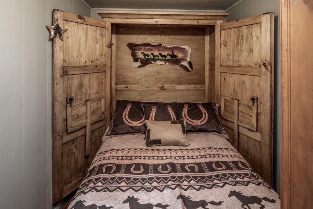 Bear Country Cabin