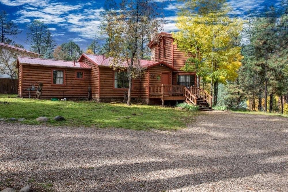Bear Country Cabin