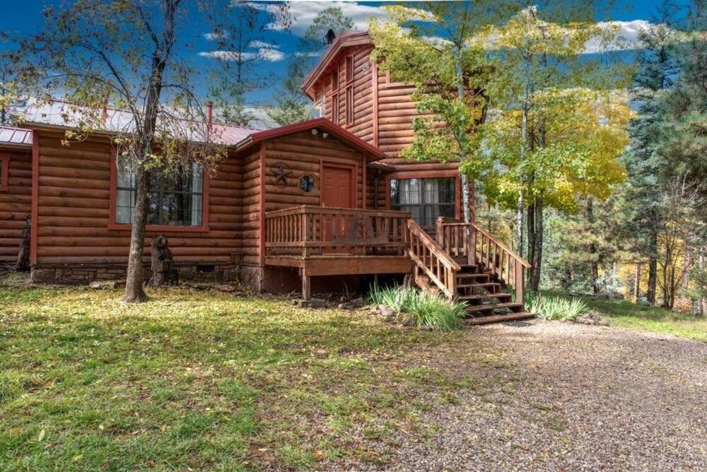 Bear Country Cabin