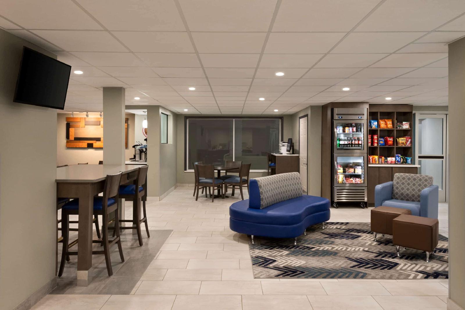 AmericInn by Wyndham Dodgeville