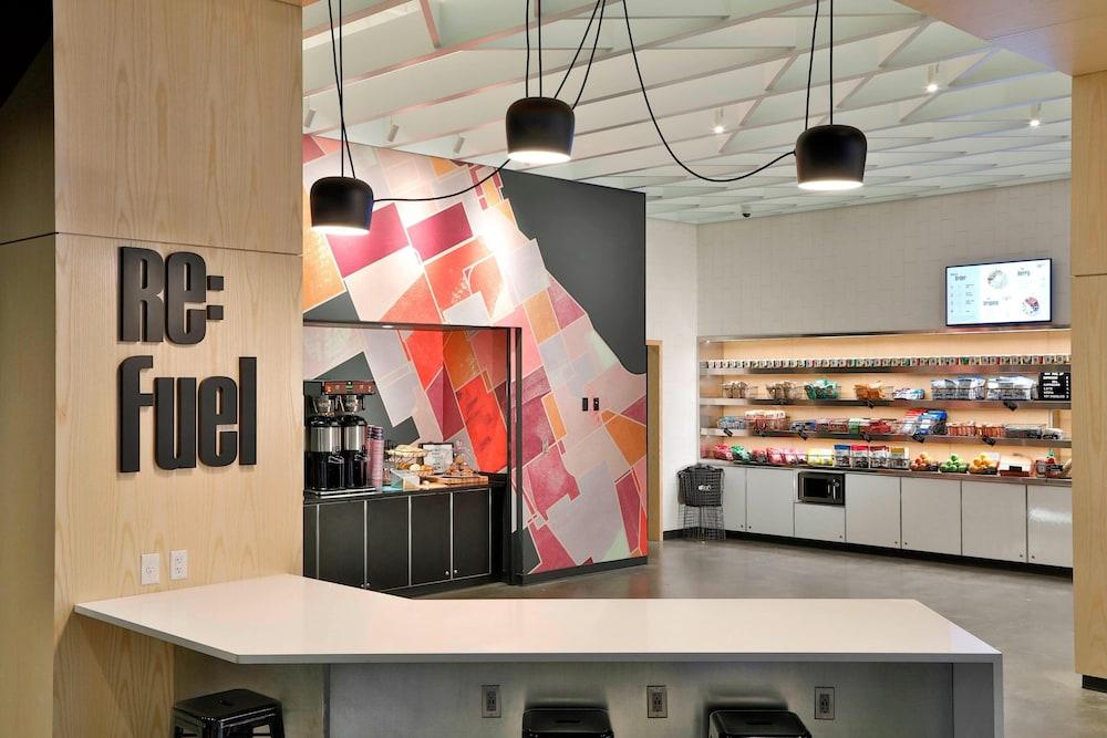 Aloft Omaha West
