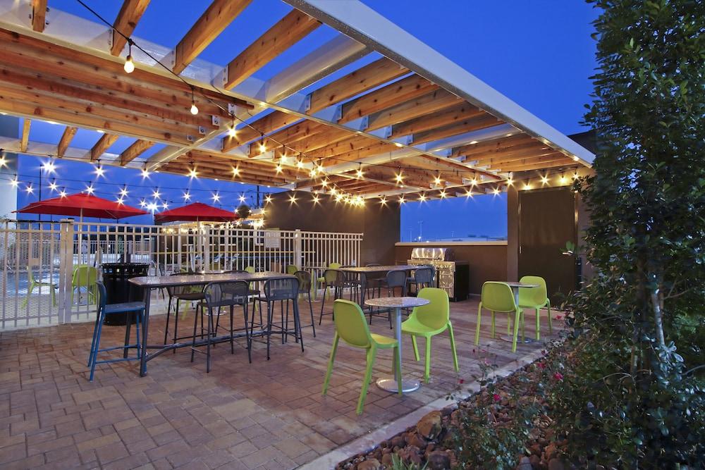 Home2 Suites By Hilton Beaumont