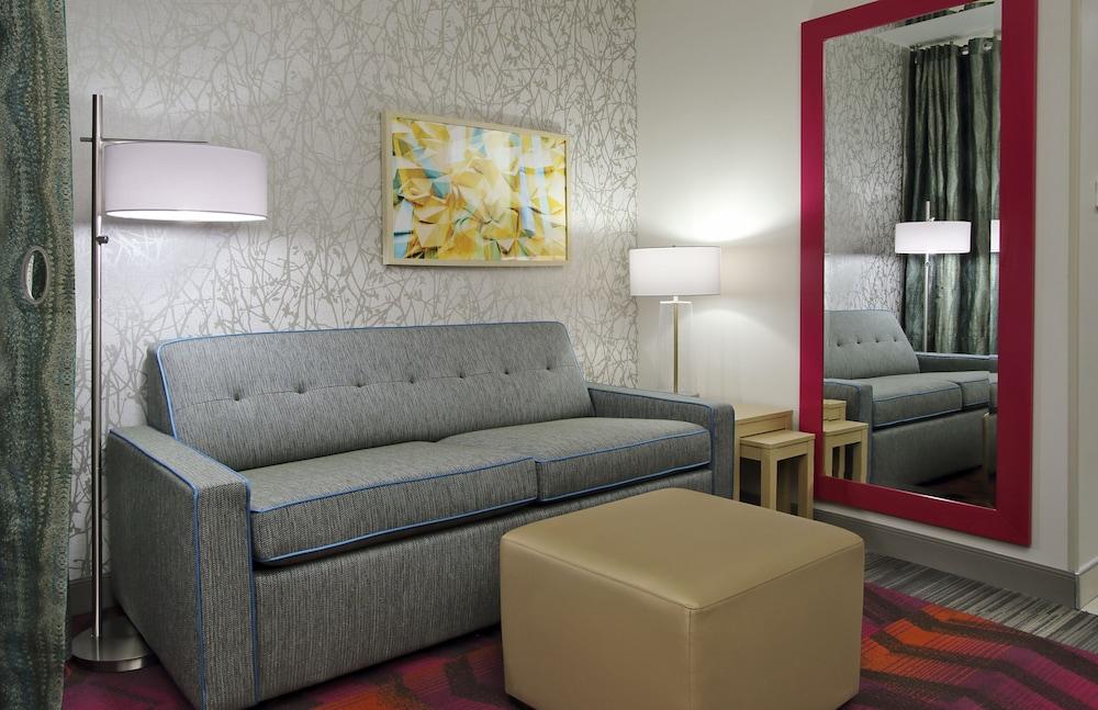 Home2 Suites By Hilton Beaumont