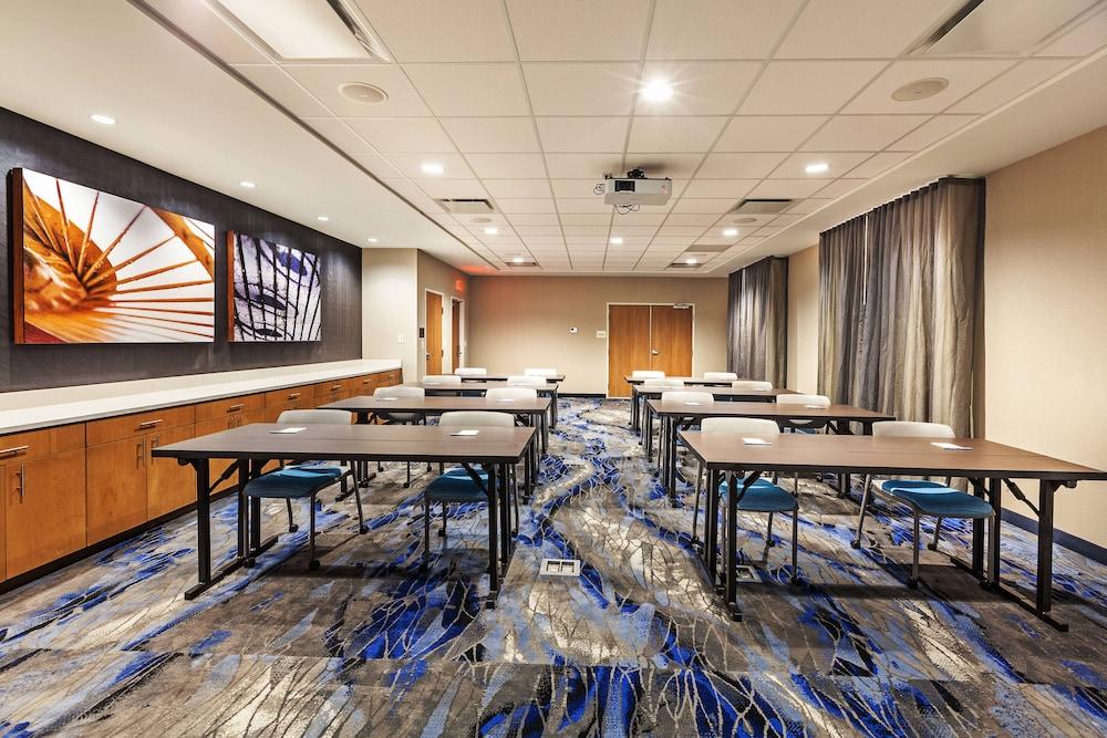 Fairfield Inn & Suites Tulsa Catoosa