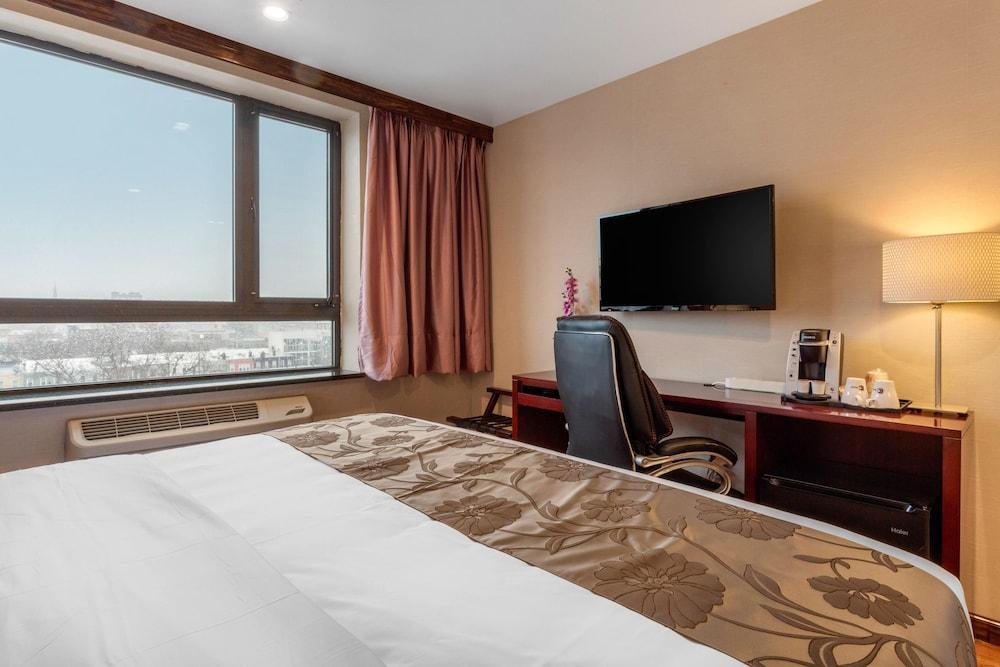 Industry City Hotel An Ascend Hotel Collection Member