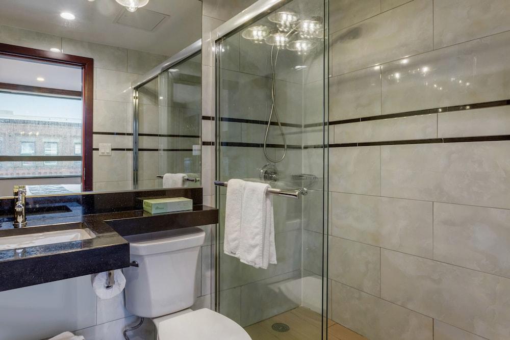 Industry City Hotel An Ascend Hotel Collection Member