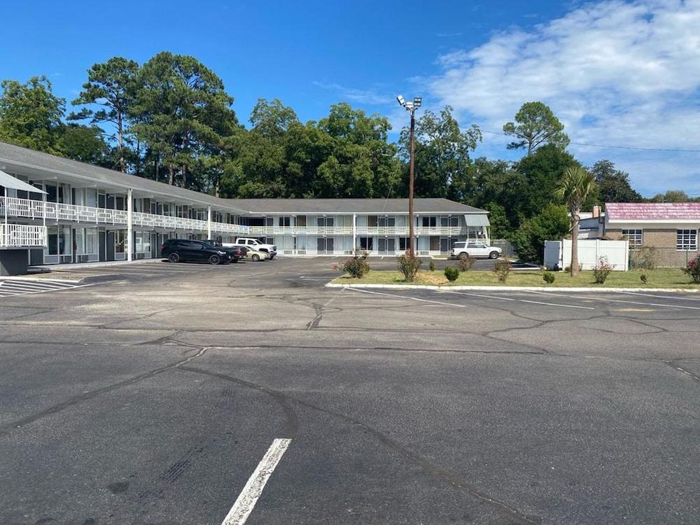 Baymont by Wyndham Cheraw