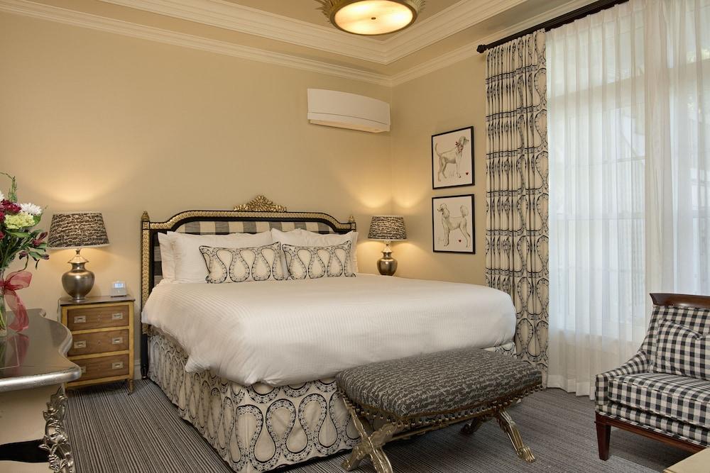 Old Town Bluffton Inn