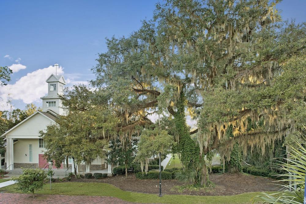 Old Town Bluffton Inn