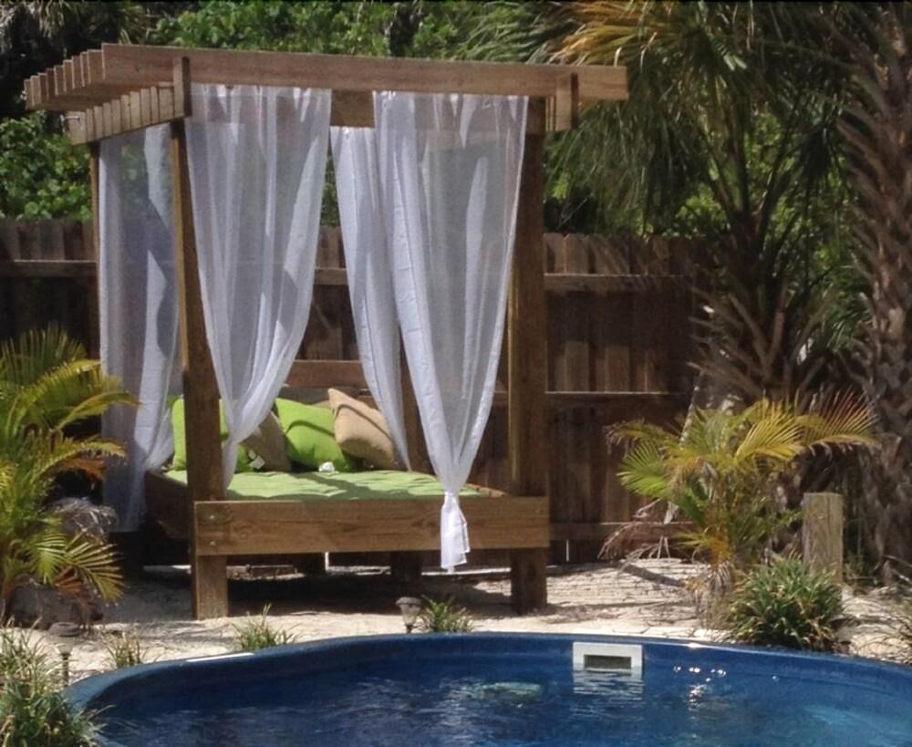 The Little Oasis Beach House