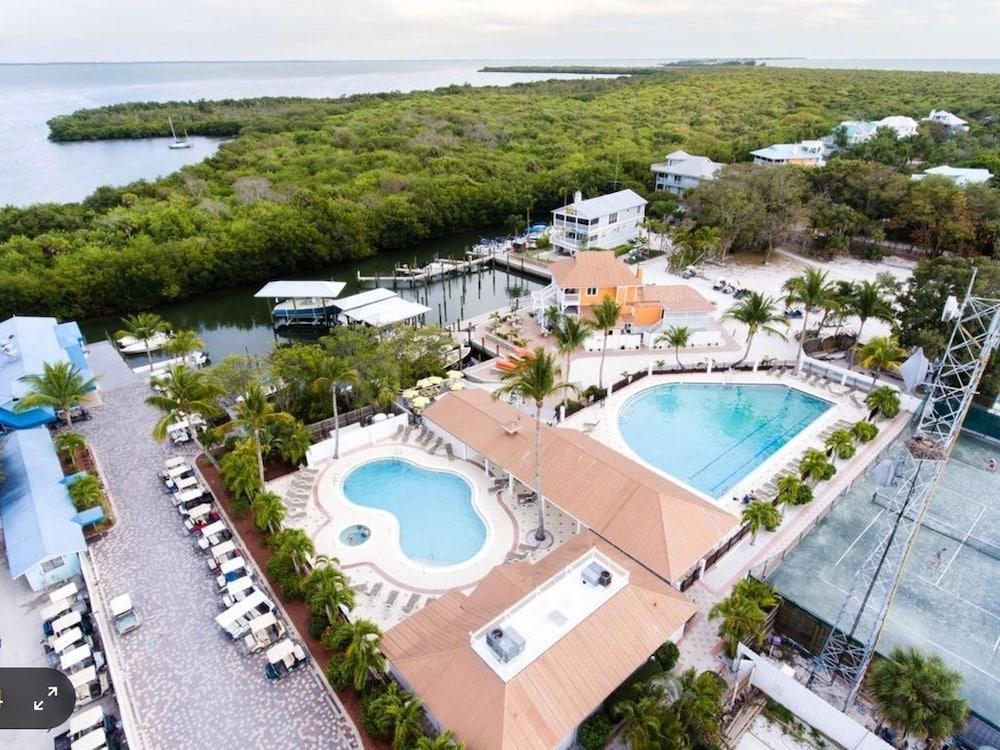 The Little Oasis Beach House
