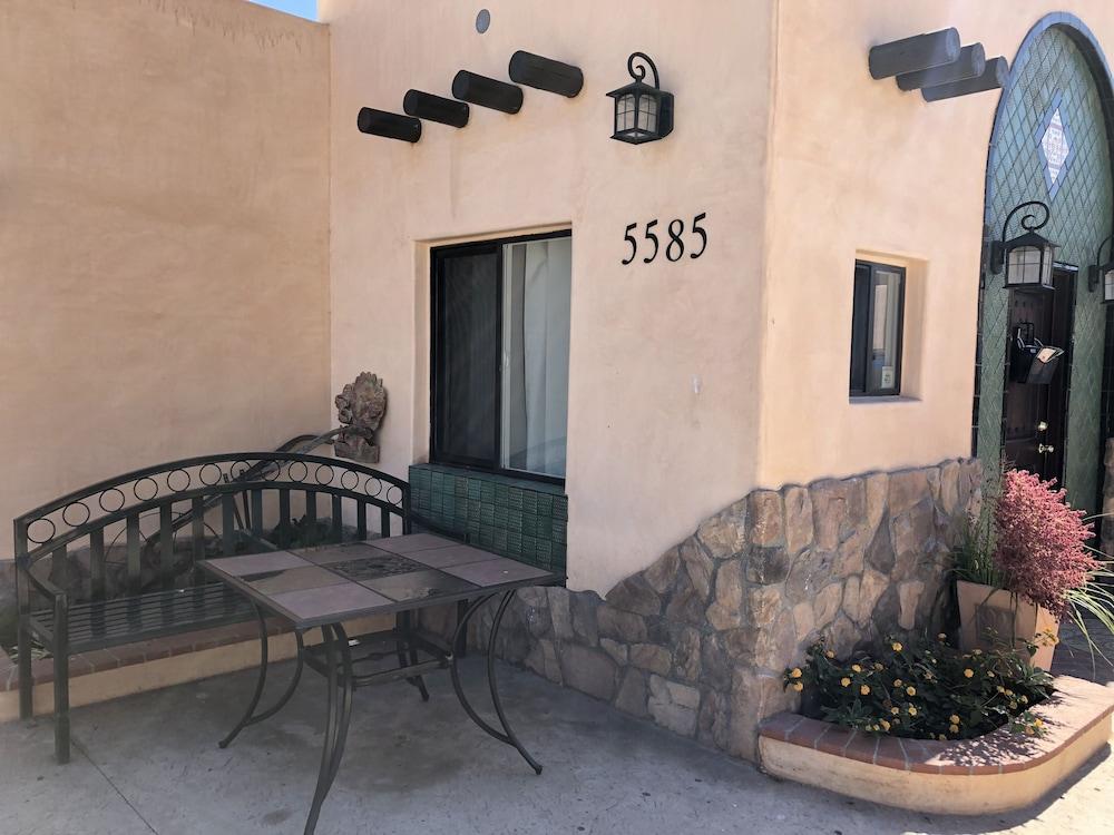 Casa Del Sol Motel