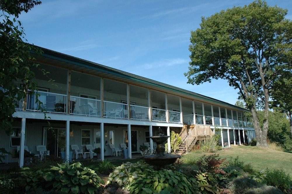 Winfield Inn & Gardens