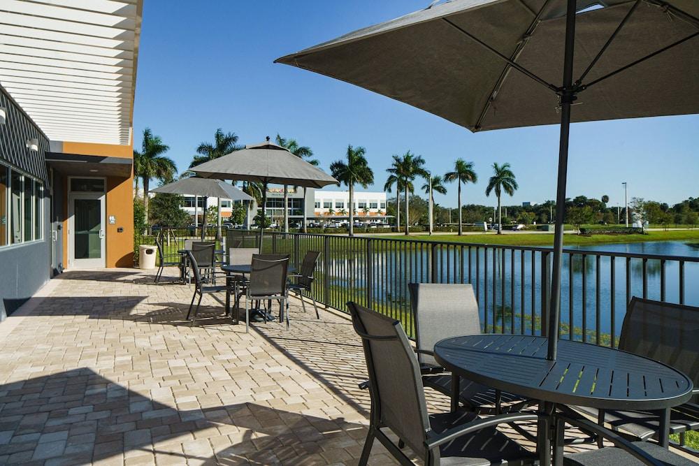 Fairfield Inn & Suites Boca Raton Deerfield Beach