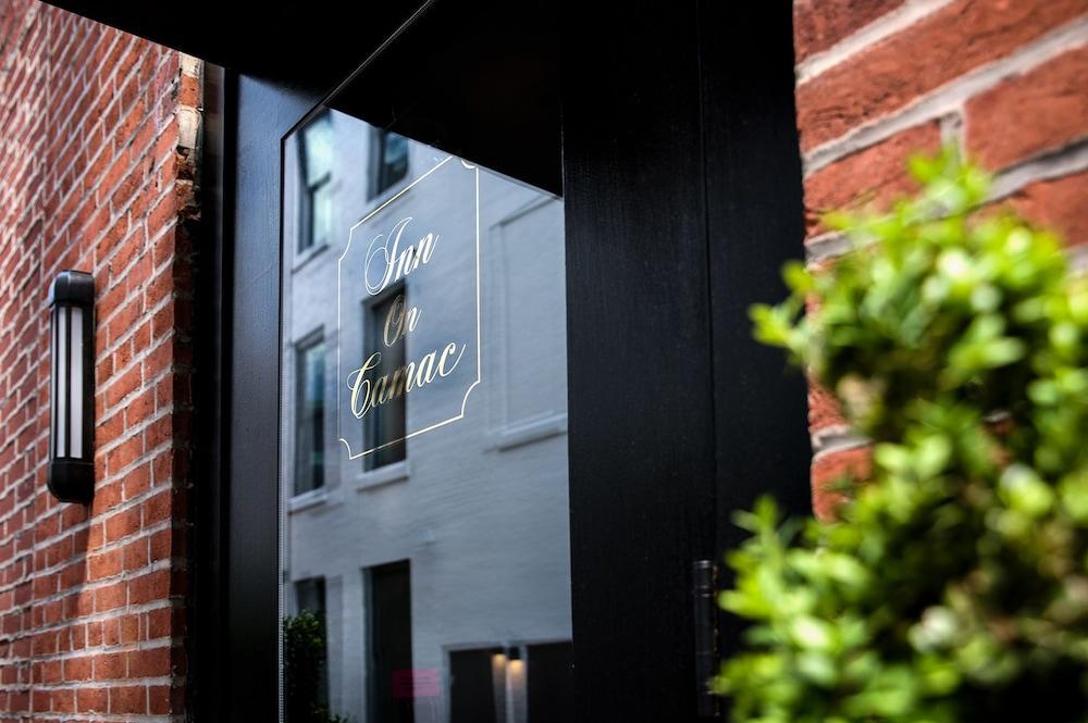 Inn On Camac