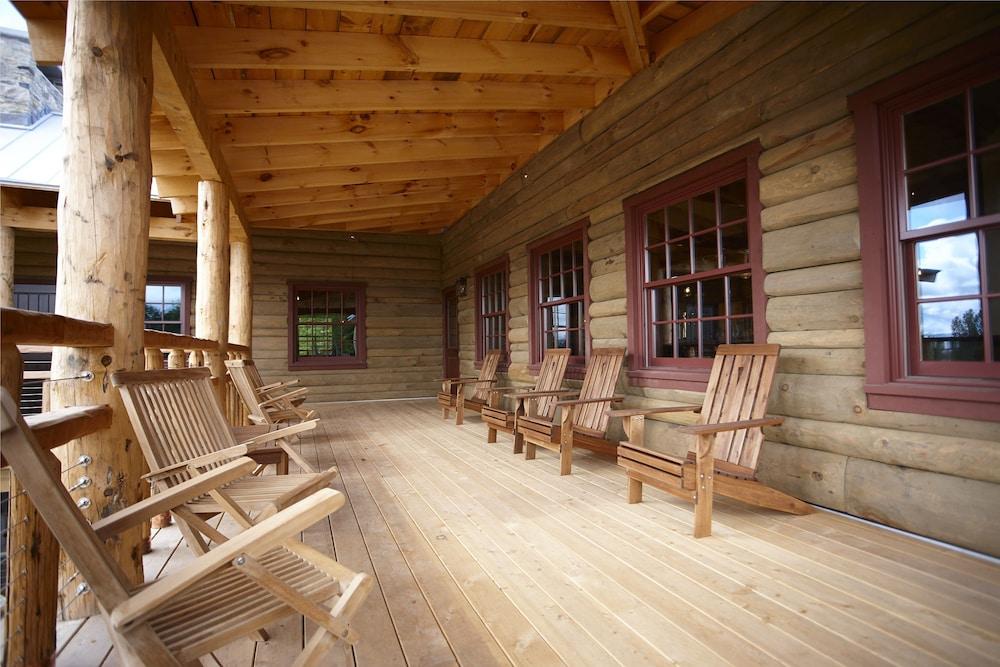 Seesaw's Lodge