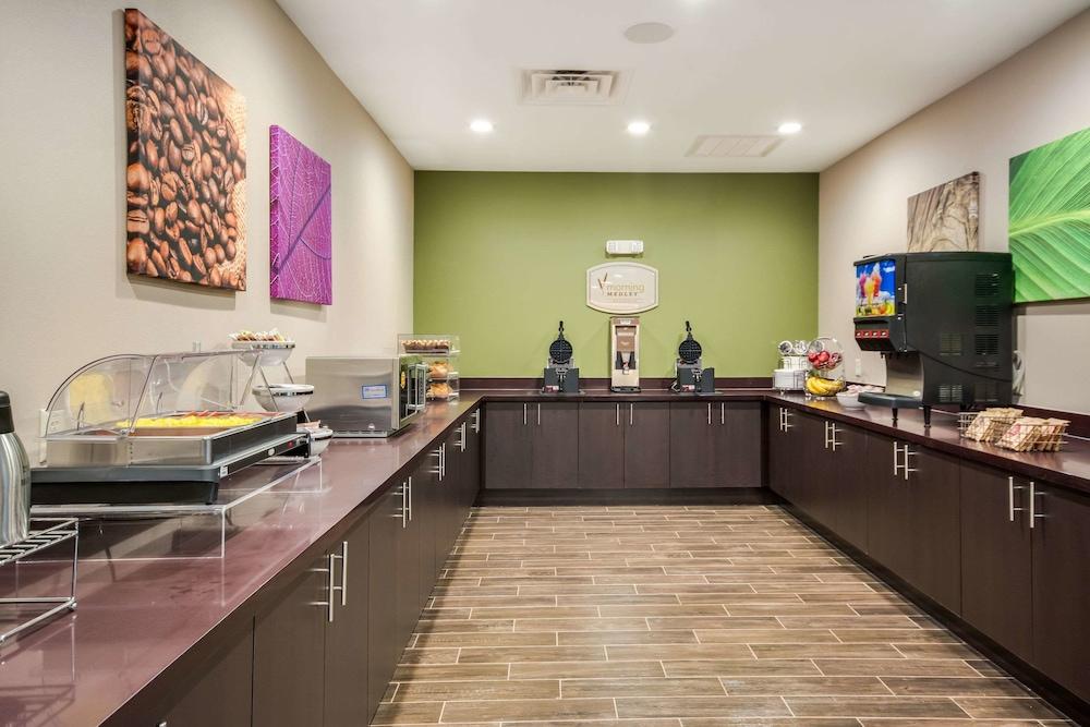 Sleep Inn Suites Yukon Oklahoma City