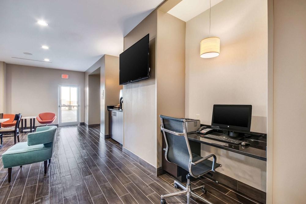 Sleep Inn Suites Yukon Oklahoma City