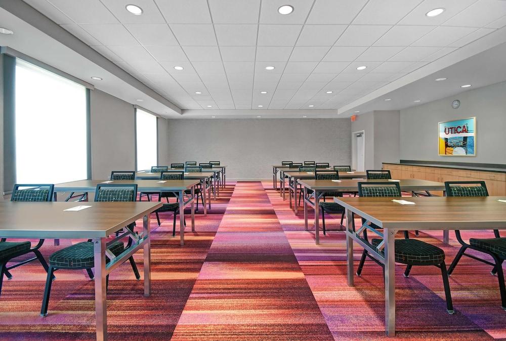 Home2 Suites by Hilton Utica