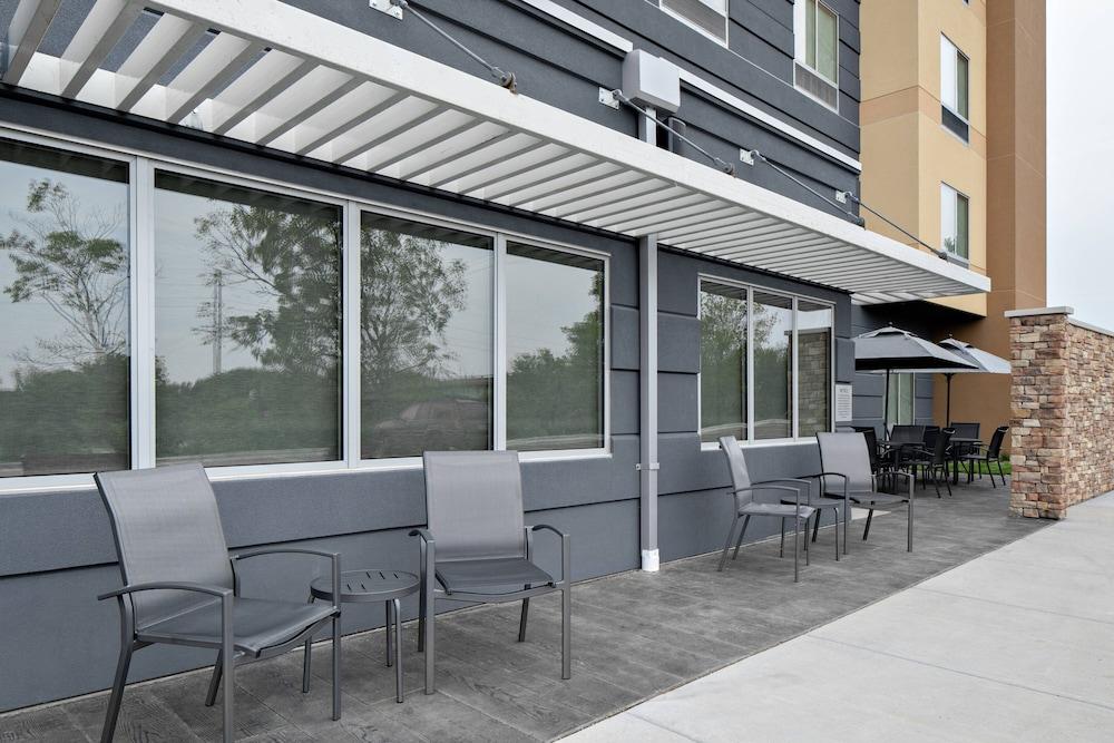 Fairfield Inn & Suites Lake Geneva
