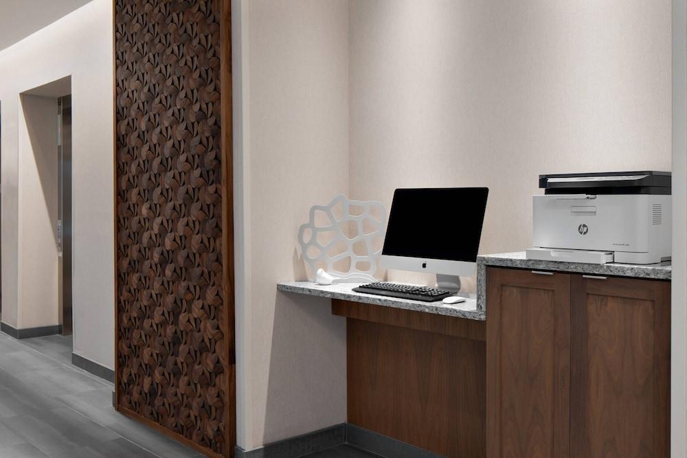 Fairfield Inn & Suites Lake Geneva