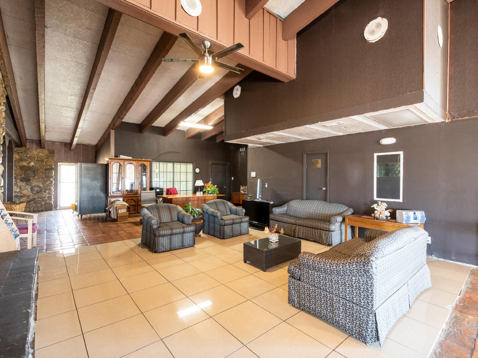 Bay City Inn
