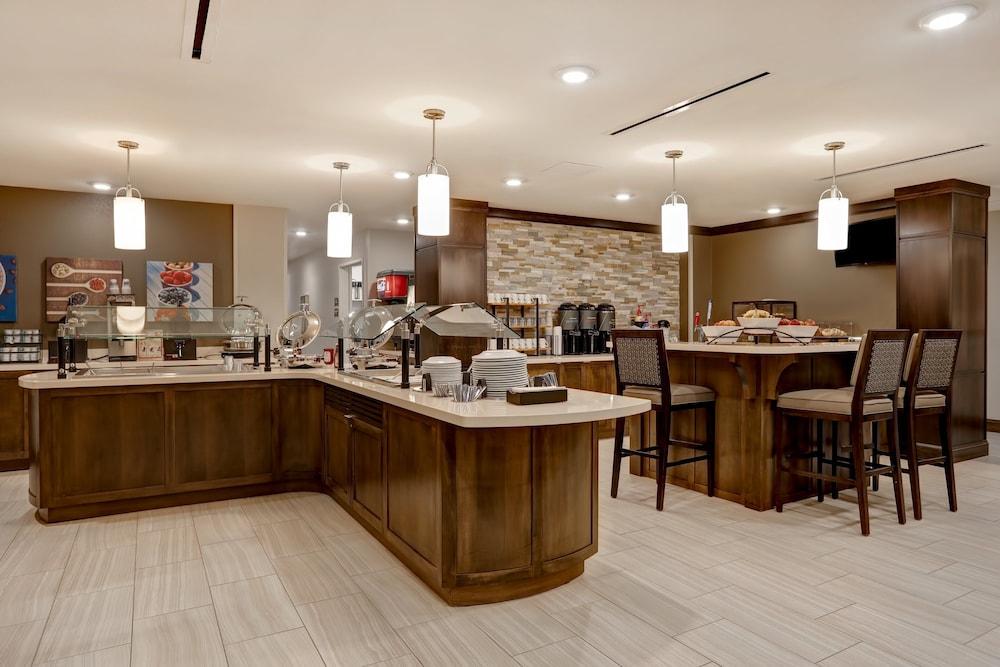 Staybridge Suites Overland Park-Kansas City Area