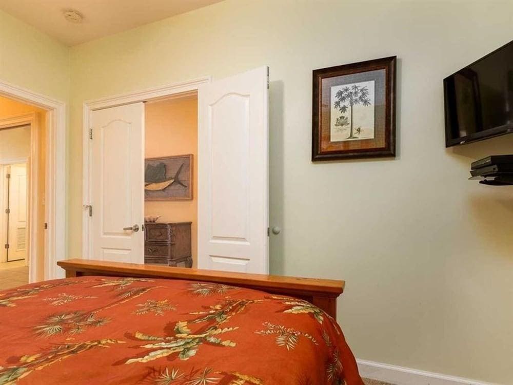 The Indies by Meyer Vacation Rentals