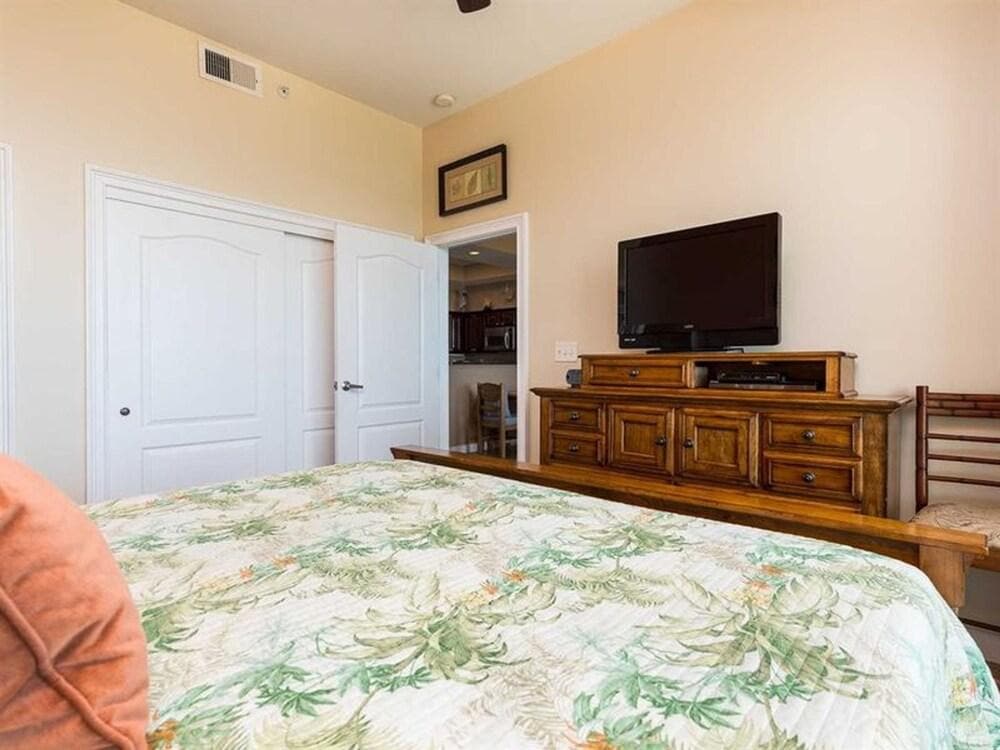 The Indies by Meyer Vacation Rentals