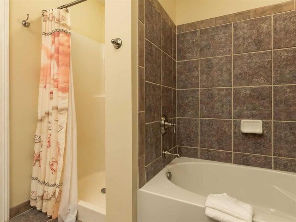 The Indies by Meyer Vacation Rentals