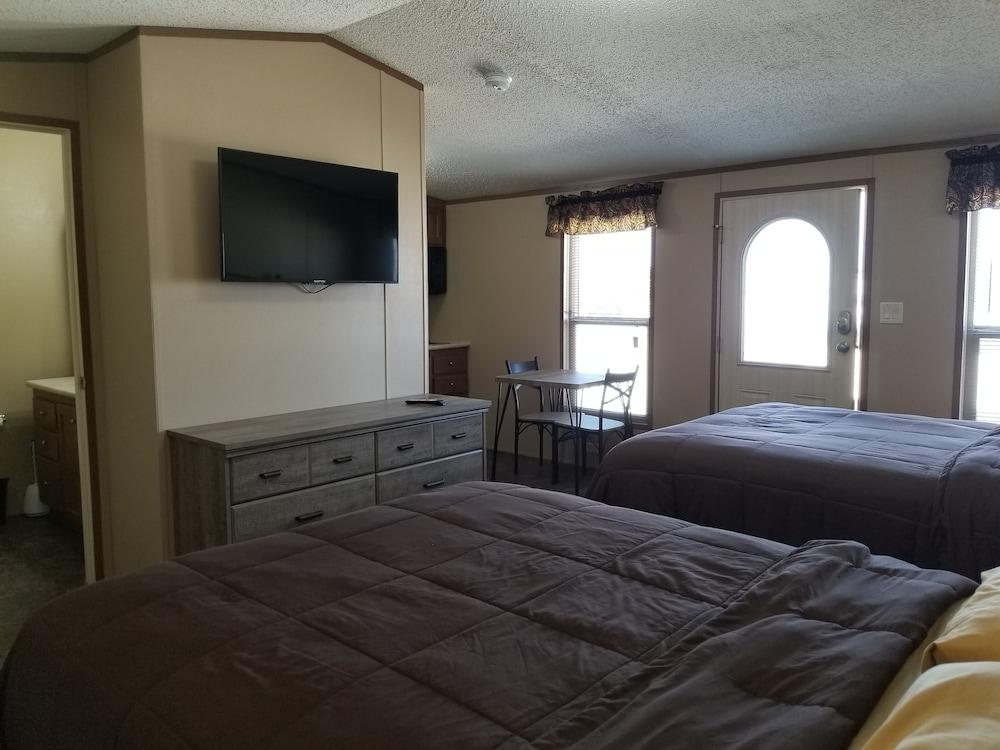 Elite Cabins And RV Park