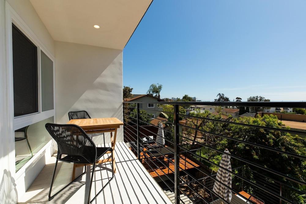 Avalon Buyout 1 by AvantStay