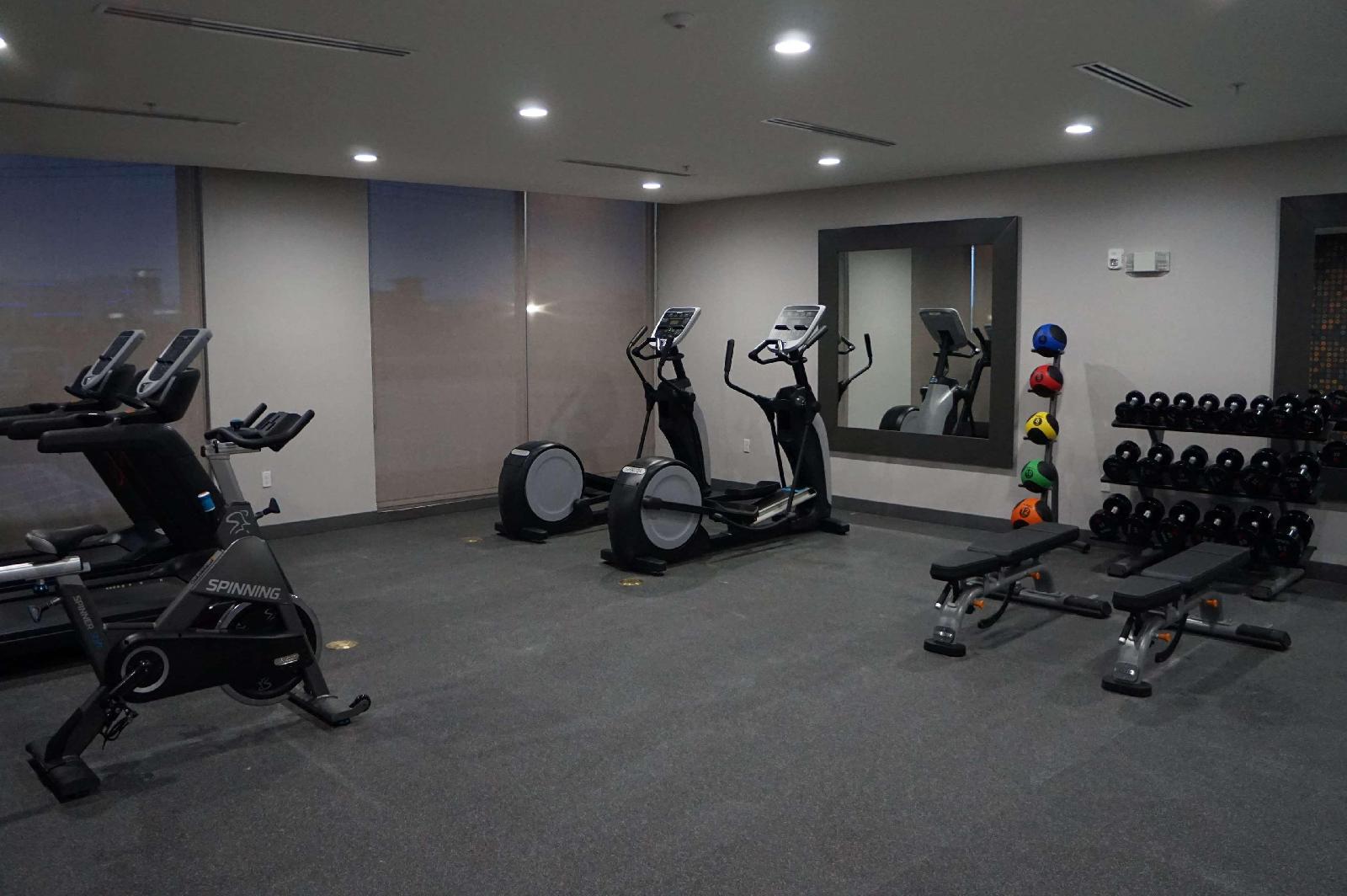 La Quinta Inn & Suites by Wyndham Euless