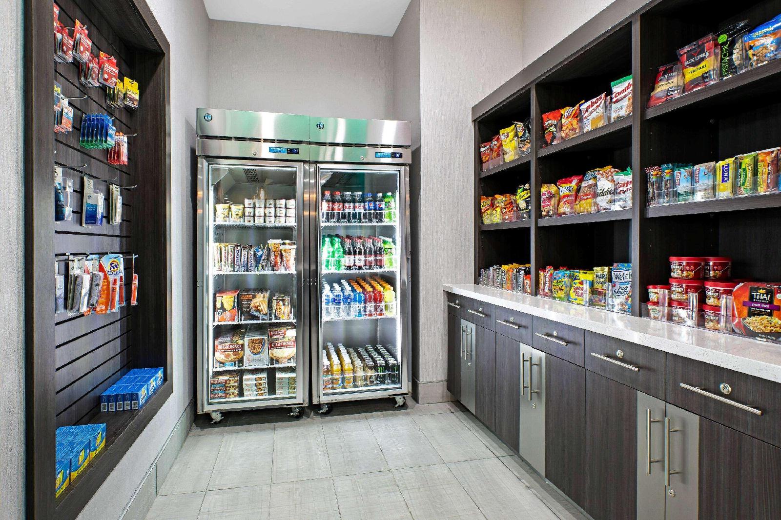 La Quinta Inn & Suites by Wyndham Euless