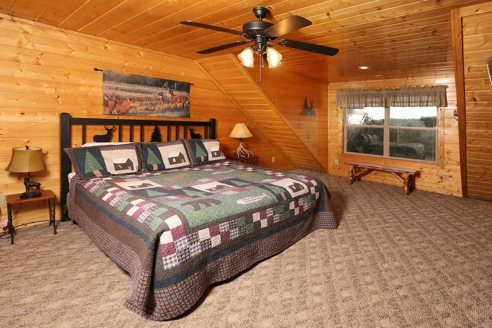 Mountain Shadow Lodge