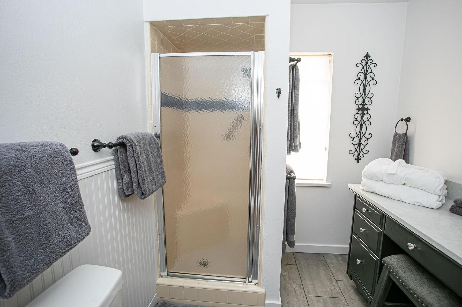 Hummingbird Estate