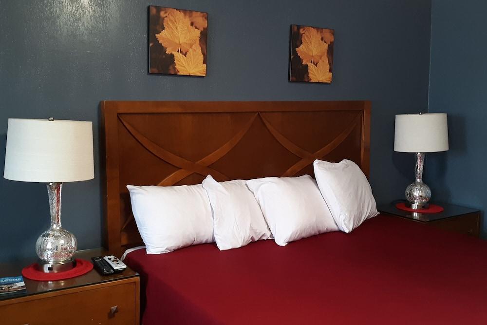 OYO Hotel Rose's Willcox - North Haskell Ave