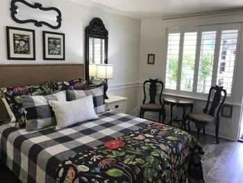 Bandon Marina Inn