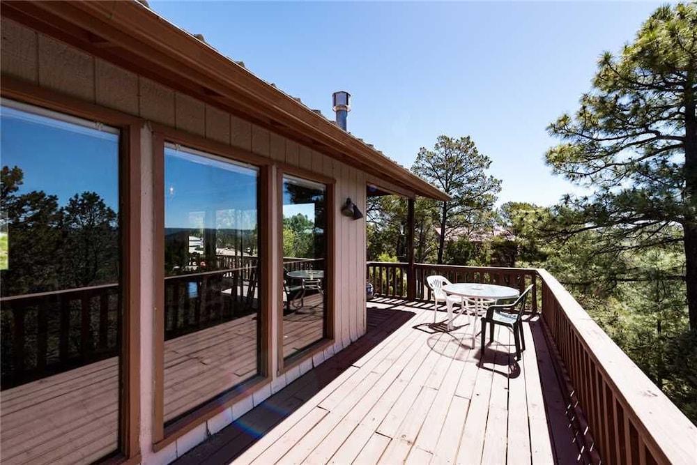Sisters Mountain Home