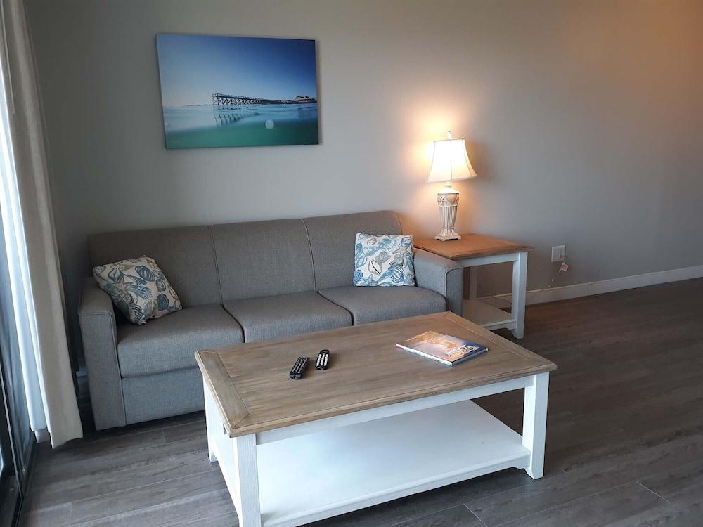 The Surf Suites