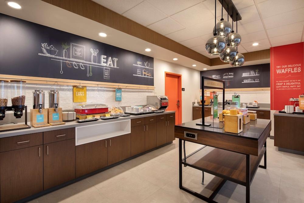 Hampton Inn Santa Cruz West