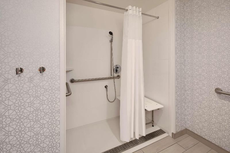 Hampton Inn Santa Cruz West