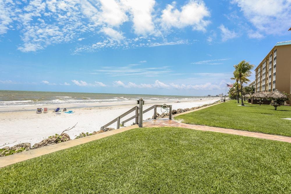 Smuggler's Cove Condo