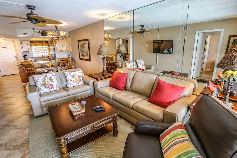 Smuggler's Cove Condo
