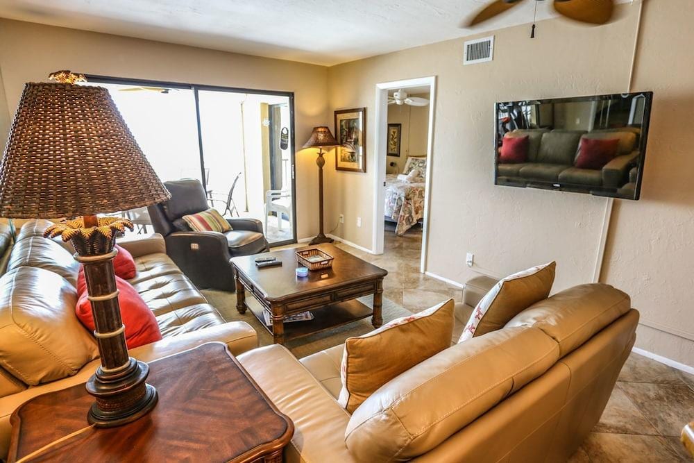 Smuggler's Cove Condo