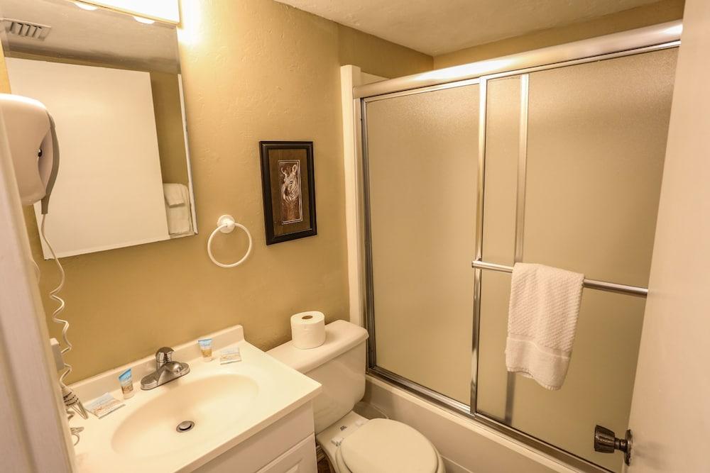 Smuggler's Cove Condo