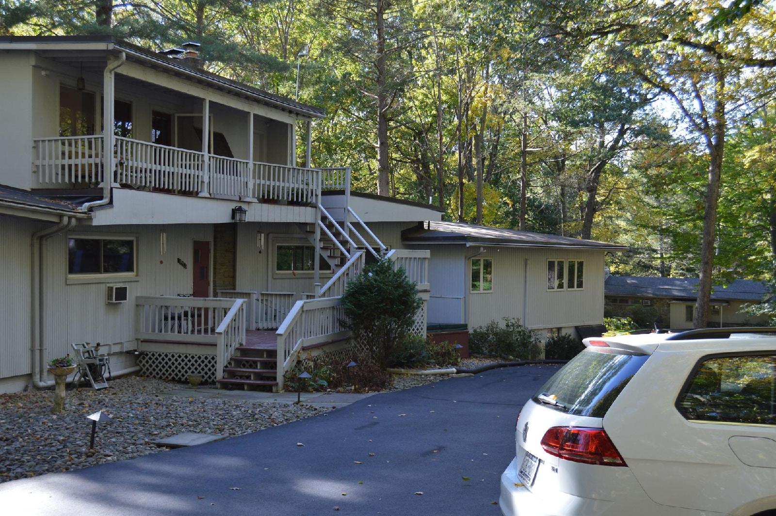 Inn the Woods Bed & Breakfast