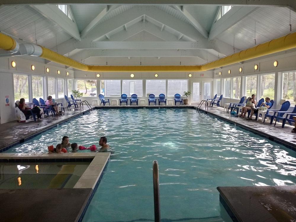 Creekside Village