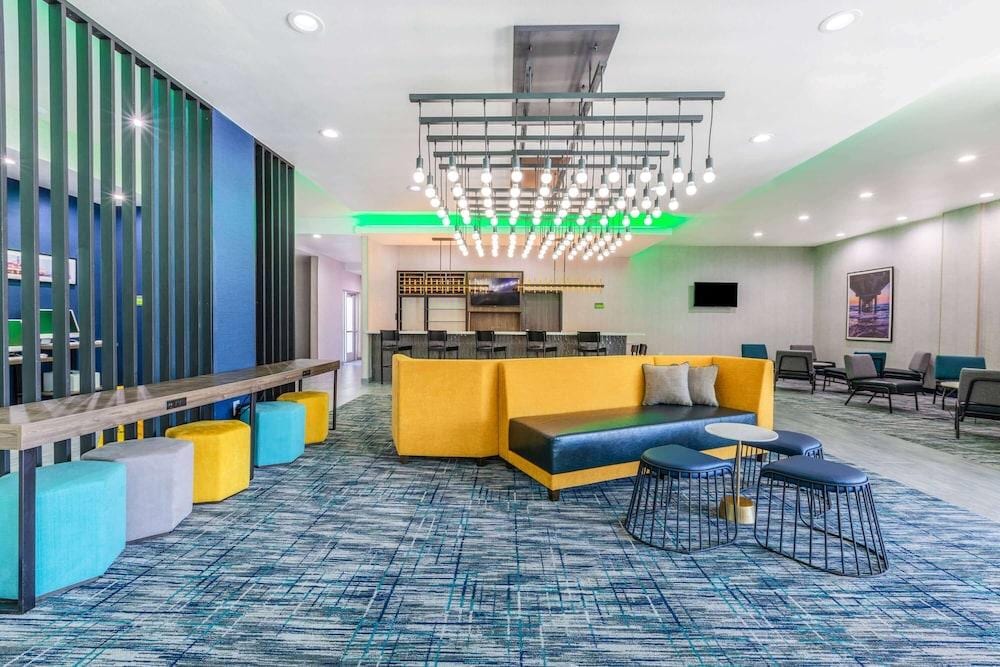 La Quinta Inn & Suites by Wyndham Galveston