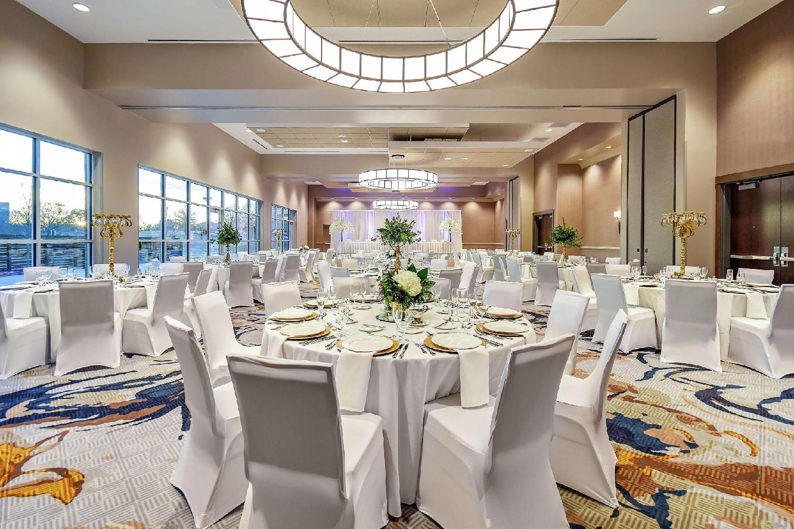Embassy Suites by Hilton Jonesboro - Arkansas State